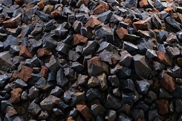 عرضه فولاد و سنگ‌آهن در بورس کالا